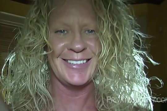  XXX - Mature woman loves being gangbanged