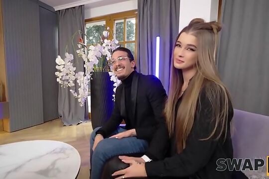 Veronica Leal XXX - Veronica Leal & Olivia Sparkle - We Tricked This Guy And Fucked His Wife